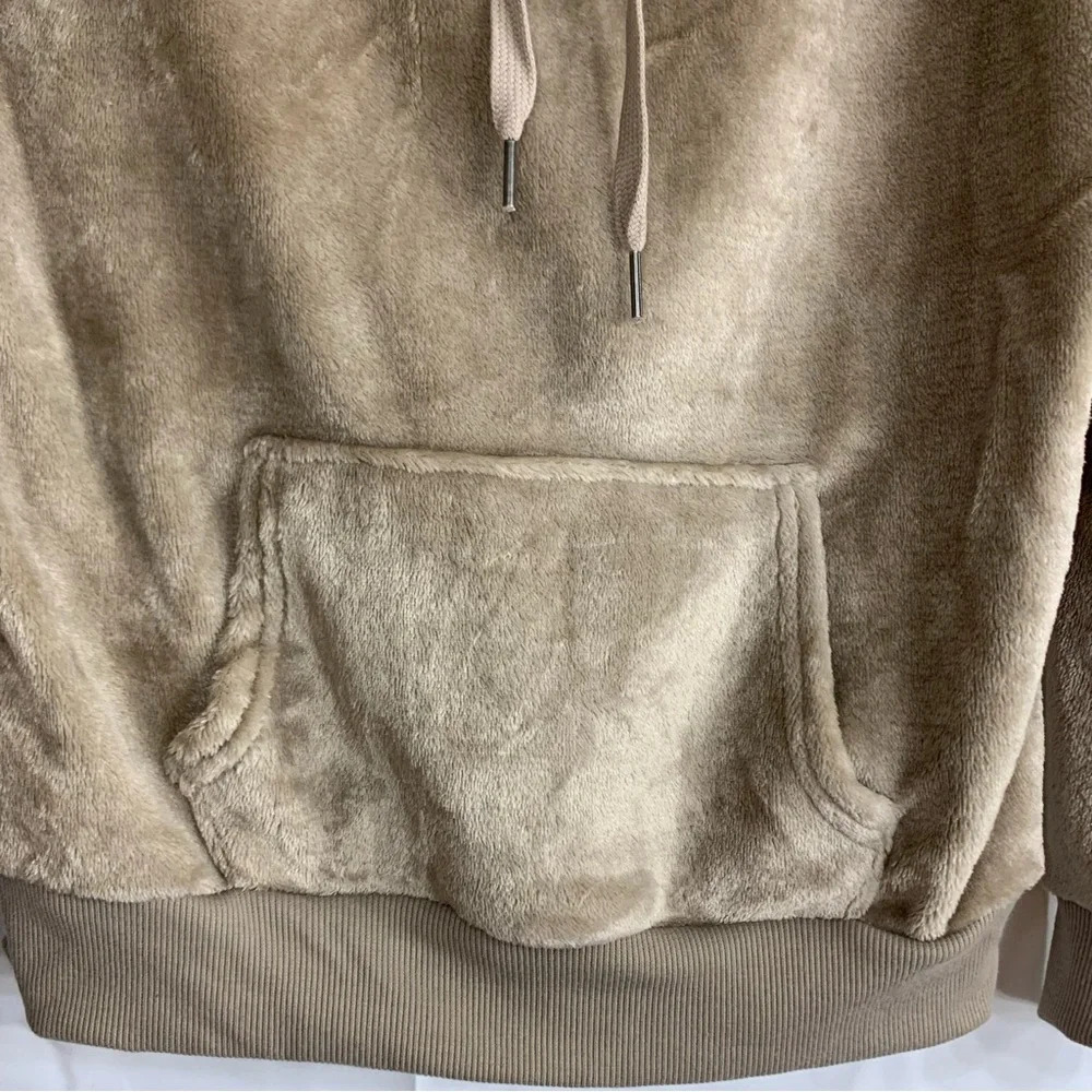 NWoT Hippie Rose Faux Fur Fuzzy Cowl Neck Pullover Tan Sweatshirt, size M - Picture 5 of 9